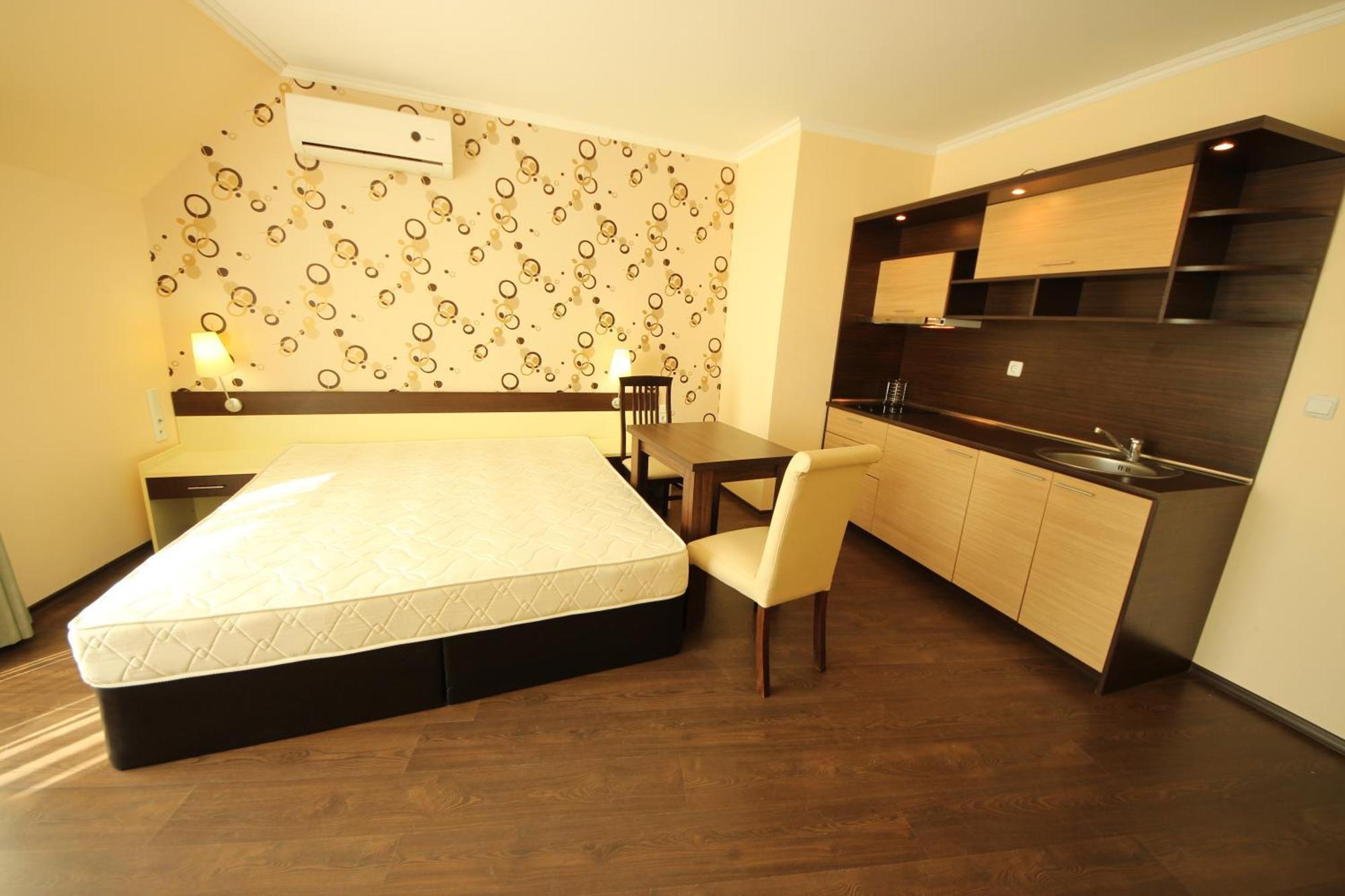Menada Apartments In Grand Hotel Свети-Влас Номер фото