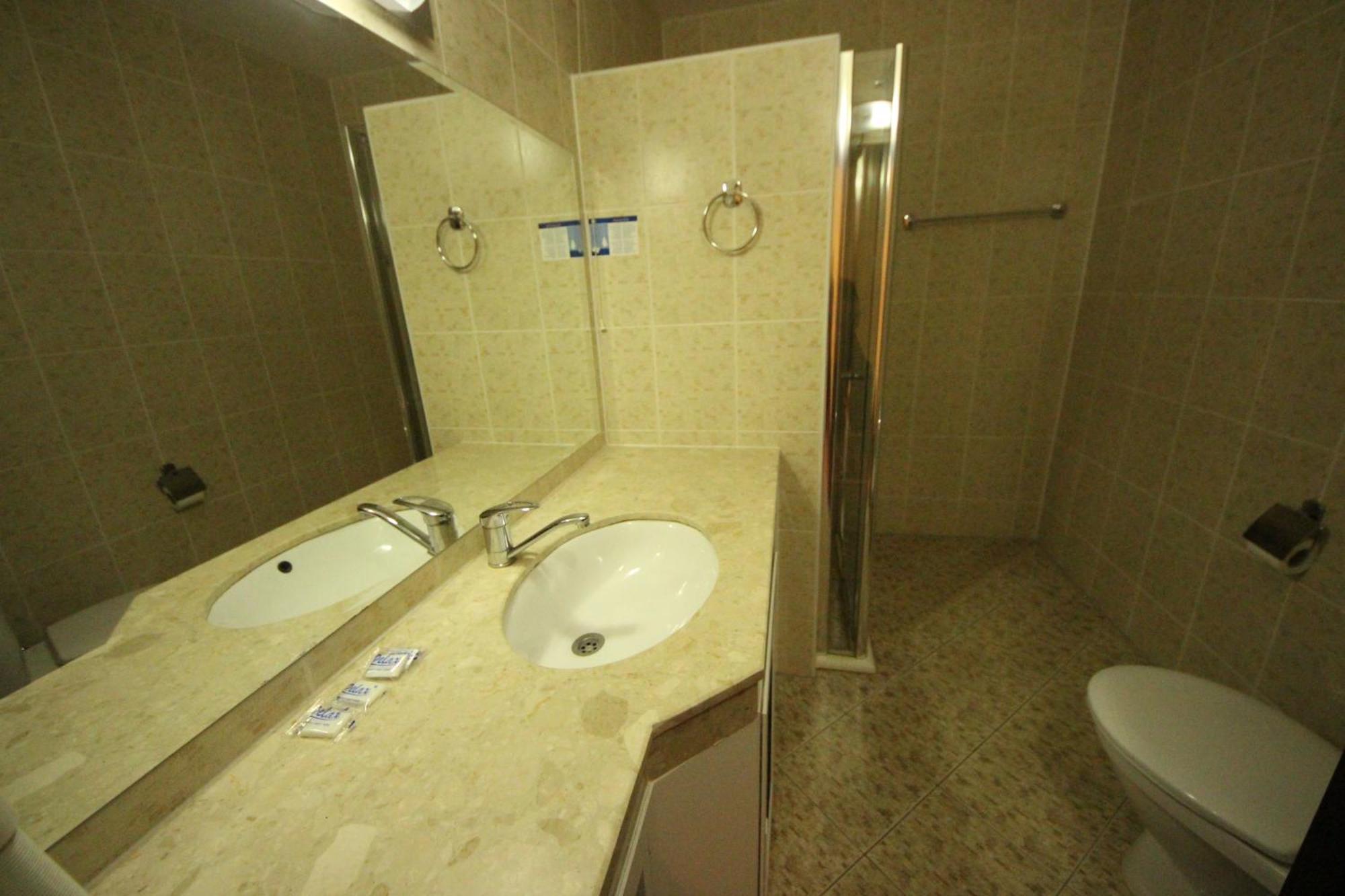 Menada Apartments In Grand Hotel Свети-Влас Номер фото