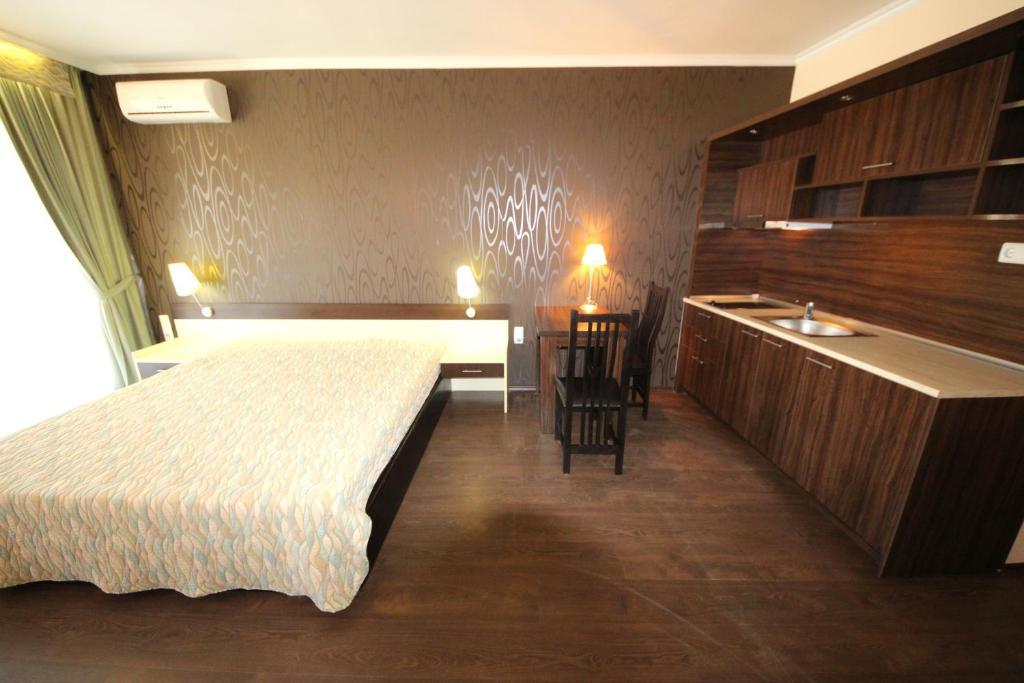 Menada Apartments In Grand Hotel Свети-Влас Номер фото